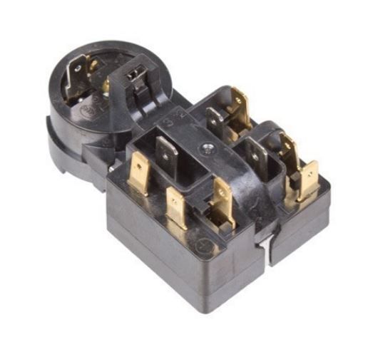 Пусковое реле для холодильника Ariston QP3-12A EP J7 оригинальное C00628479